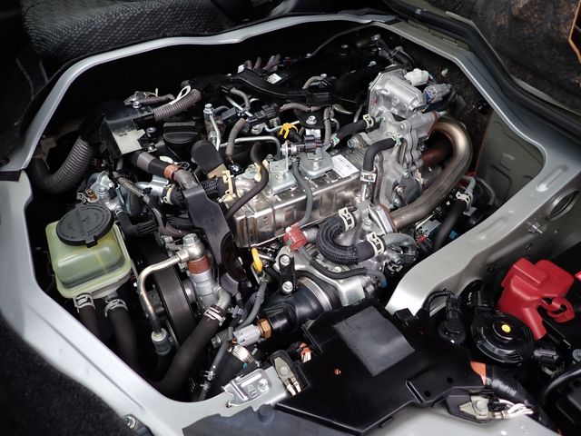 TOYOTA HIACE VAN 2WD 2021 Image 31