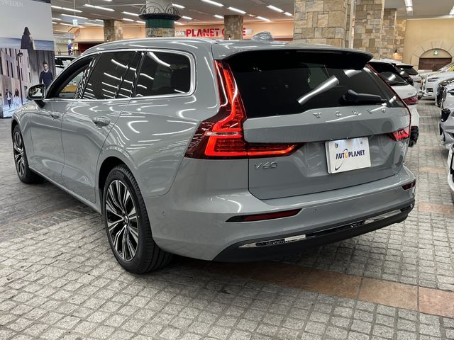 VOLVO V60 2025 Image 31