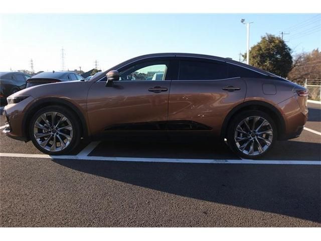 TOYOTA CROWN CROSSOVER 2022 Image 31