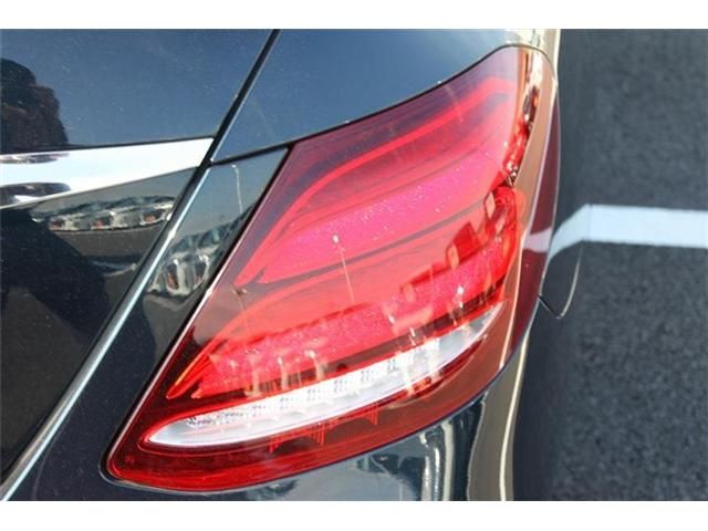 MERCEDES BENZ E CLAS 2017 Image 31