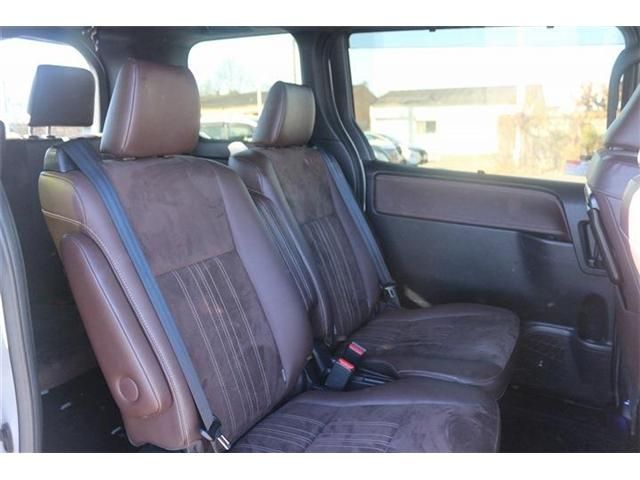 TOYOTA ESQUIRE HYBRID 2017 Image 31