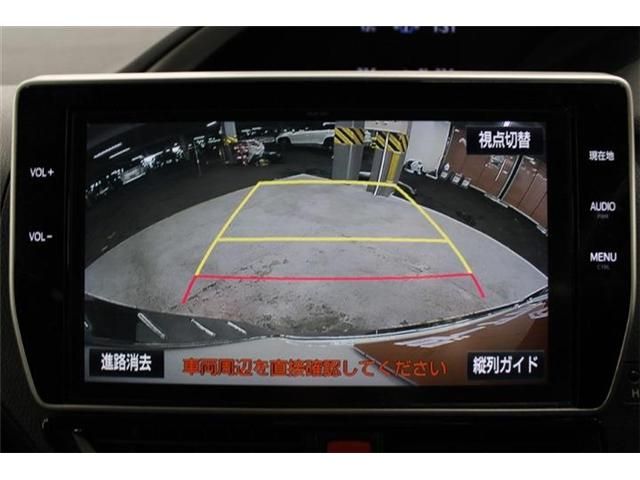 TOYOTA VOXY 2018 Image 31