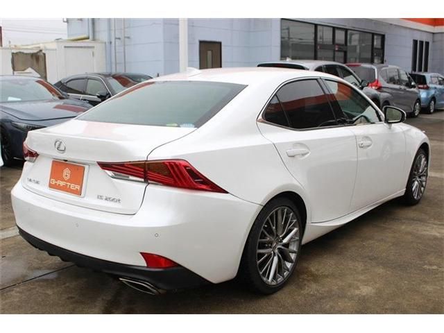 TOYOTA LEXUS IS200T 2016 Image 31