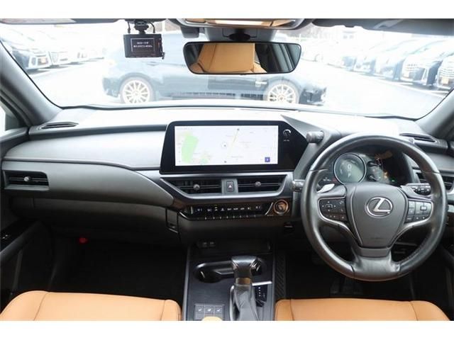 TOYOTA LEXUS UX250H 2023 Image 31