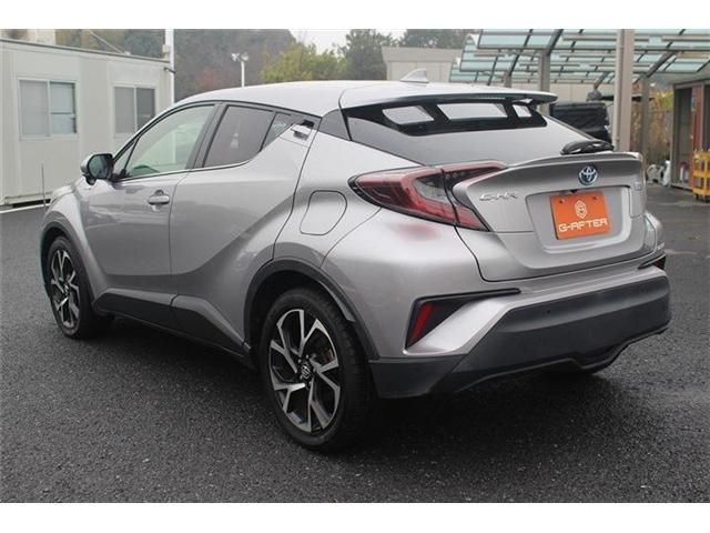 TOYOTA C-HR 2017 Image 31