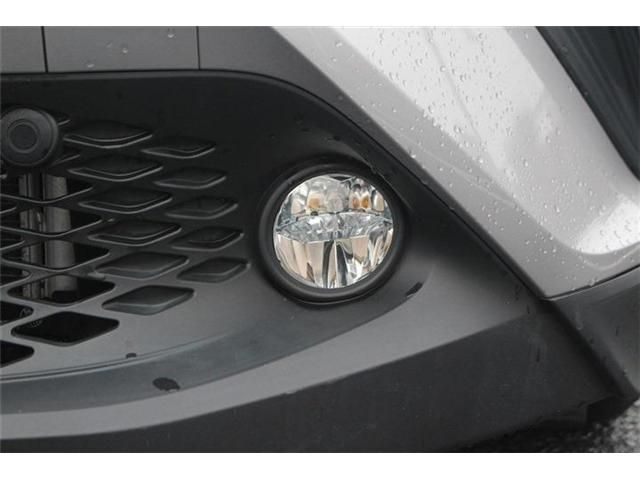 TOYOTA C-HR 2017 Image 31