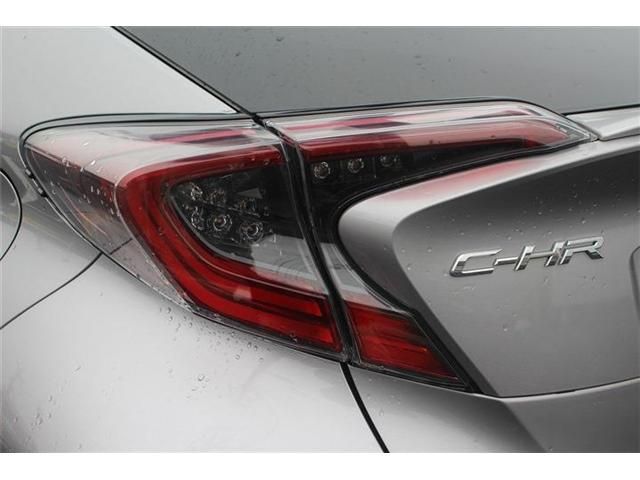 TOYOTA C-HR 2017 Image 31