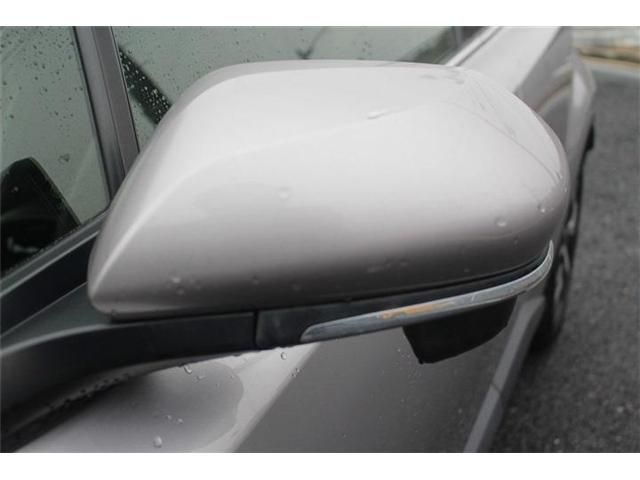 TOYOTA C-HR 2017 Image 31