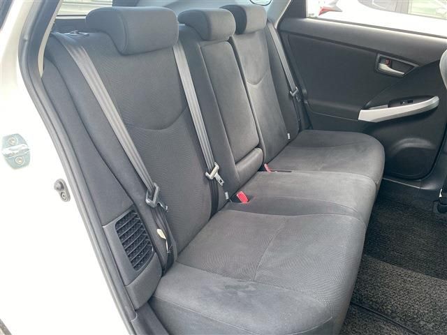 TOYOTA PRIUS 2012 Image 31