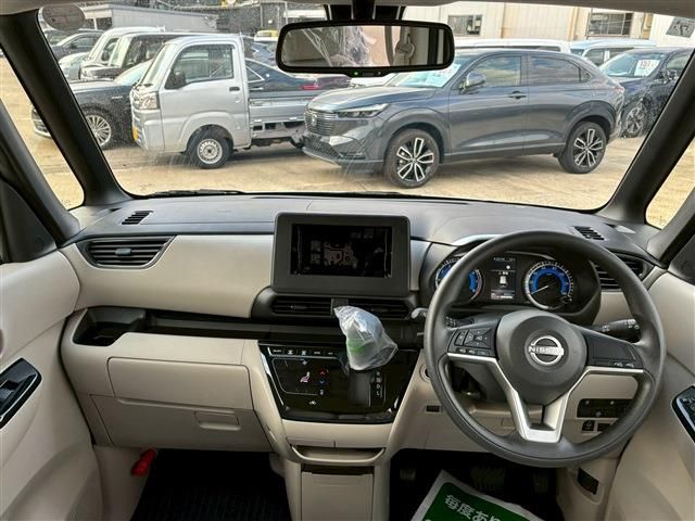 NISSAN ROOX 2024 Image 31