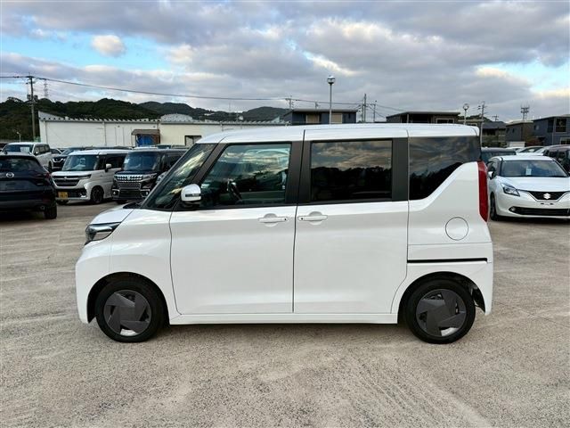 NISSAN ROOX 2024 Image 31