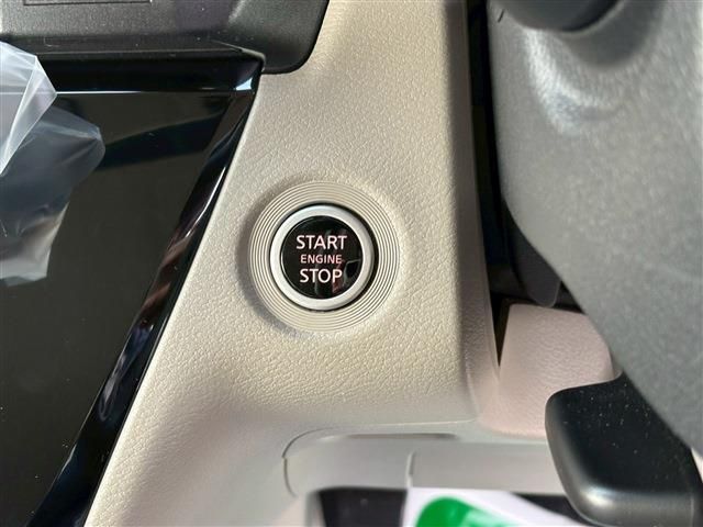 NISSAN ROOX 2024 Image 31