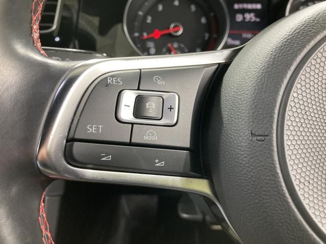 VOLKSWAGEN GOLF GTI 2017 Image 31