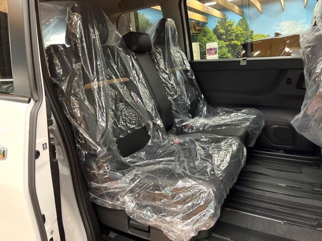 NISSAN SERENA  WG 2025 Image 31