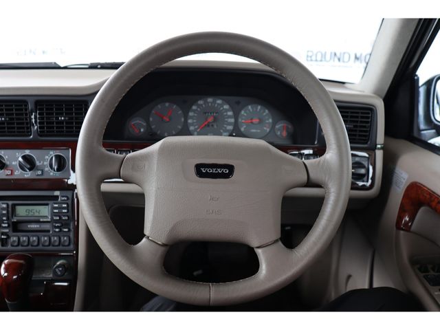 VOLVO S90 1997 Image 31