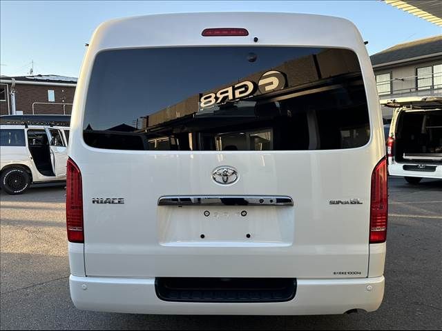 TOYOTA HIACE VAN 2WD 2018 Image 31