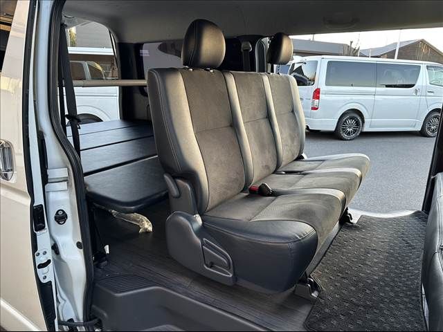 TOYOTA HIACE VAN 2WD 2018 Image 31