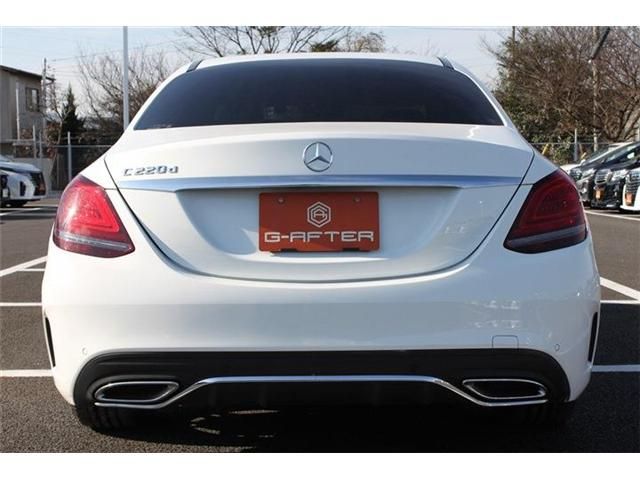 MERCEDES BENZ C CLAS 2018 Image 31