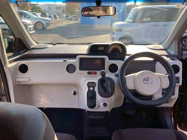 TOYOTA PORTE 2013 Image 31