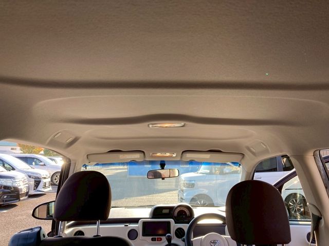 TOYOTA PORTE 2013 Image 31