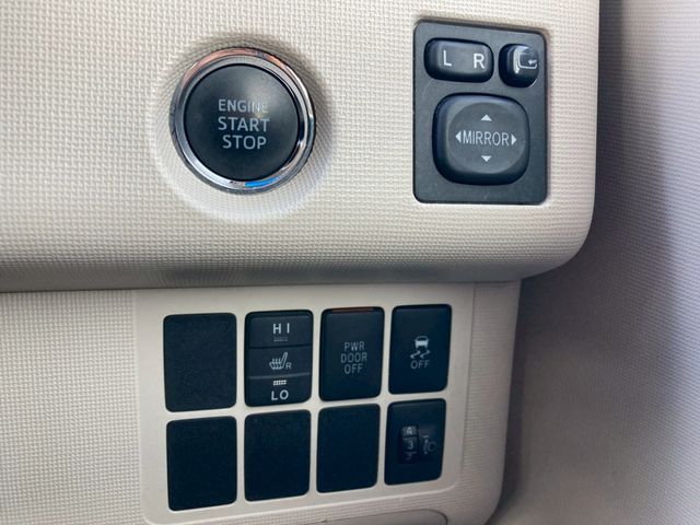 TOYOTA PORTE 2013 Image 31