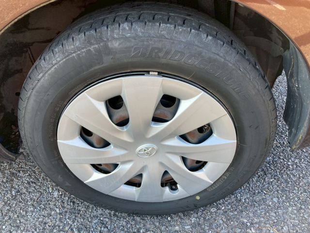 TOYOTA PORTE 2013 Image 31