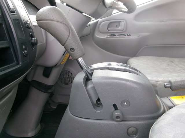 TOYOTA DYNA 2014 Image 31