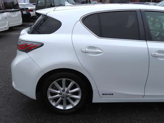TOYOTA LEXUS CT200H 2013 Image 31