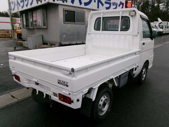 DAIHATSU HIJET TRUCK 4WD 2012 Image 31