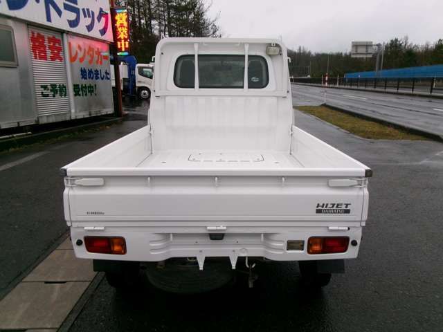DAIHATSU HIJET TRUCK 4WD 2012 Image 31