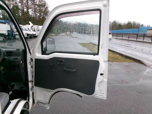 DAIHATSU HIJET TRUCK 4WD 2012 Image 31