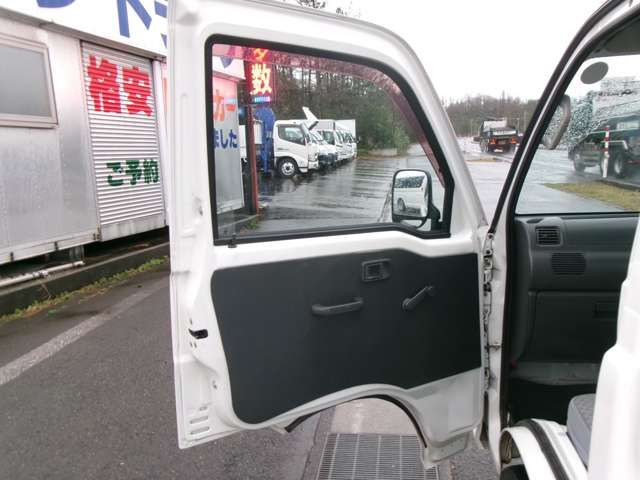 DAIHATSU HIJET TRUCK 4WD 2012 Image 31