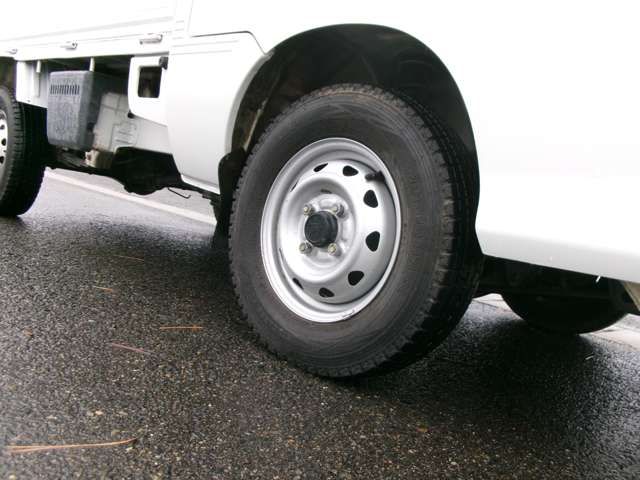 DAIHATSU HIJET TRUCK 4WD 2012 Image 31