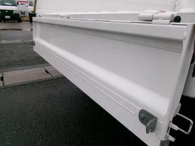 DAIHATSU HIJET TRUCK 4WD 2012 Image 31