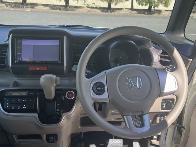 HONDA N BOX 2013 Image 31