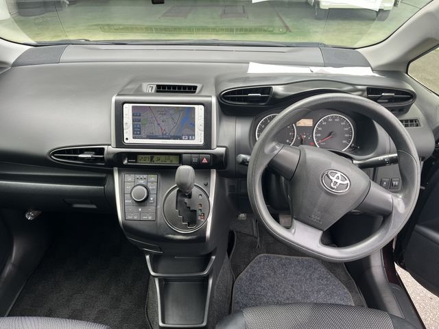 TOYOTA WISH 2012 Image 31