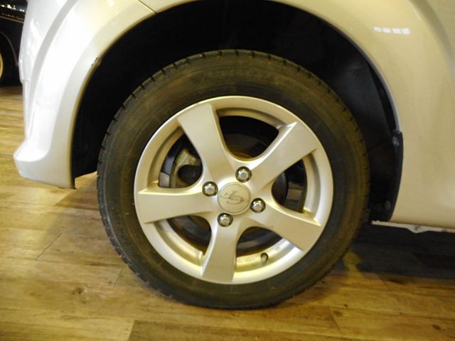 SUBARU R2 4WD 2006 Image 31