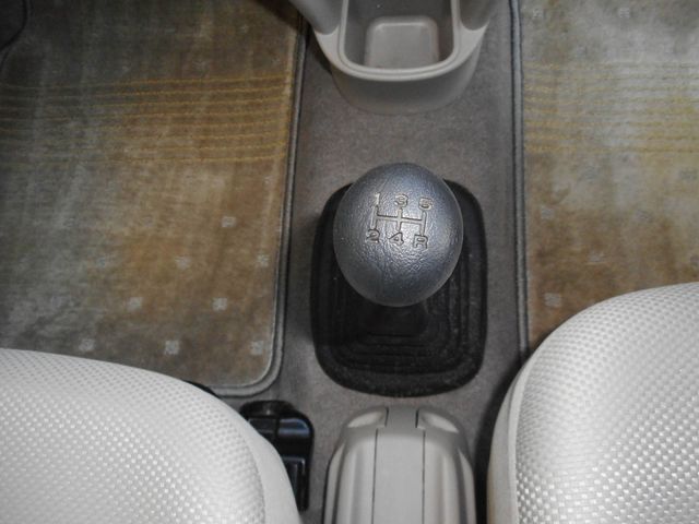 SUBARU R2 4WD 2006 Image 31