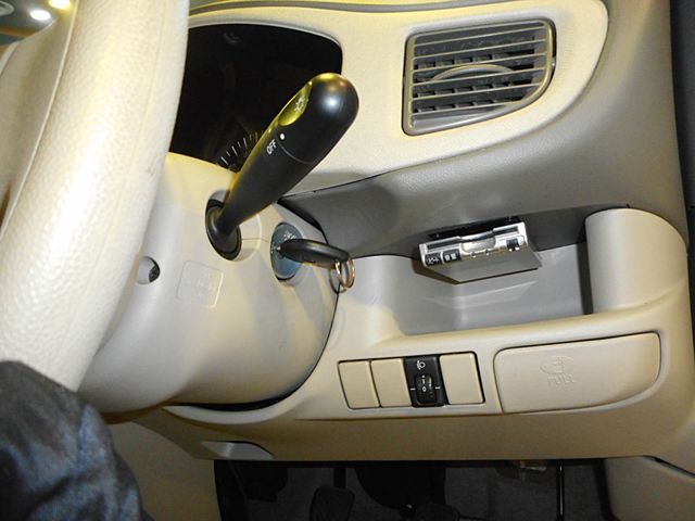 SUBARU R2 4WD 2006 Image 31