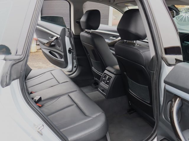 BMW 3SERIES GRAN TUR 2016 Image 31