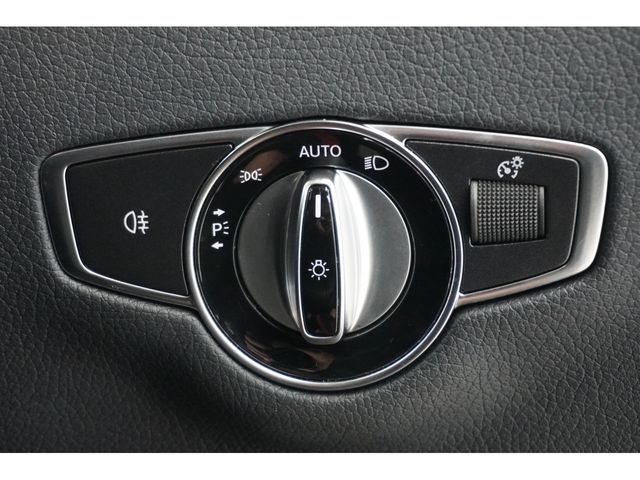 MERCEDES BENZ E CLAS 2021 Image 31