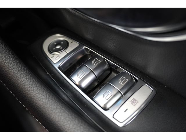 MERCEDES BENZ E CLAS 2021 Image 31