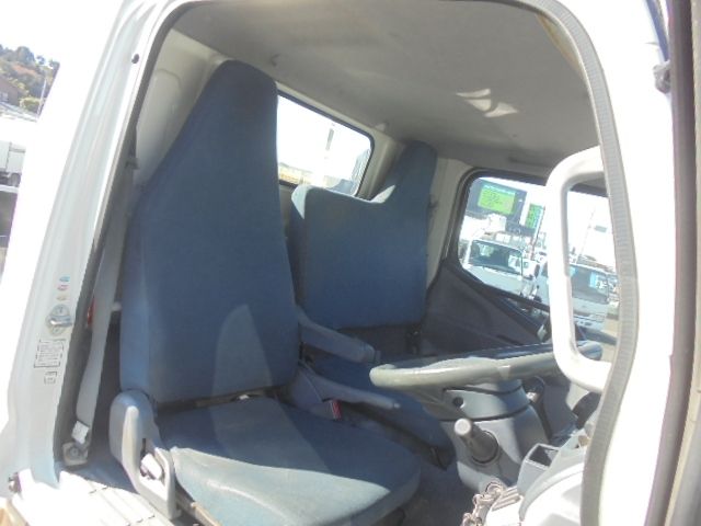 MITSUBISHI CANTER 2015 Image 31