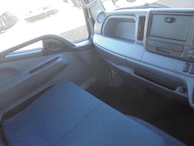 MITSUBISHI CANTER 2015 Image 31