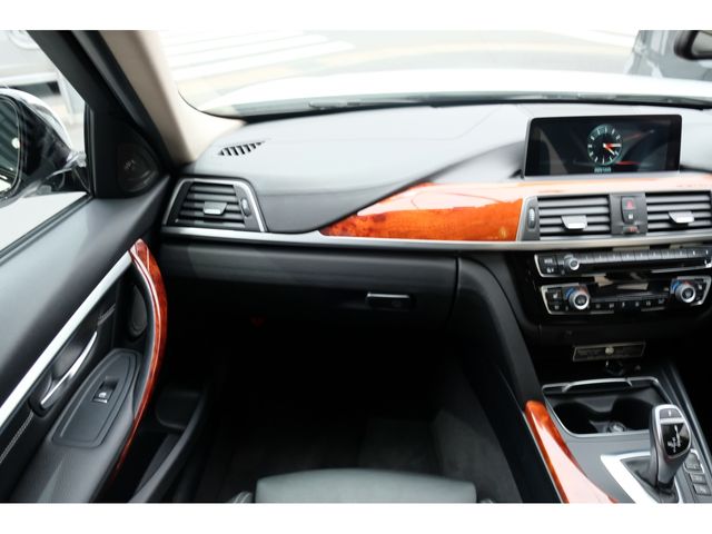 ALPINA B3 LIMOUSINE 2017 Image 31