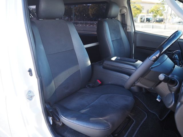 TOYOTA REGIUSACE VAN 2WD 2017 Image 31