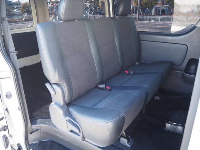 TOYOTA REGIUSACE VAN 2WD 2017 Image 31