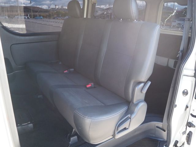 TOYOTA REGIUSACE VAN 2WD 2017 Image 31