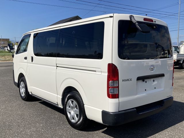 TOYOTA HIACE VAN 4WD 2019 Image 31