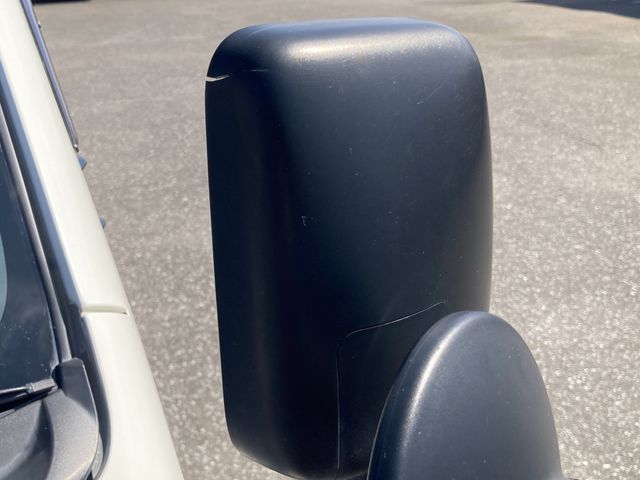 TOYOTA HIACE VAN 4WD 2019 Image 31